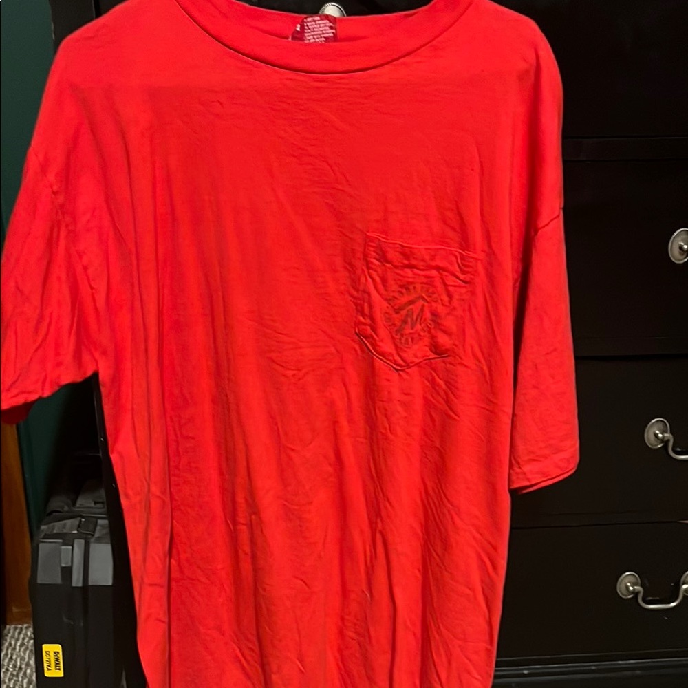 Vintage Red Marlboro Tobacco Country Store Shirt